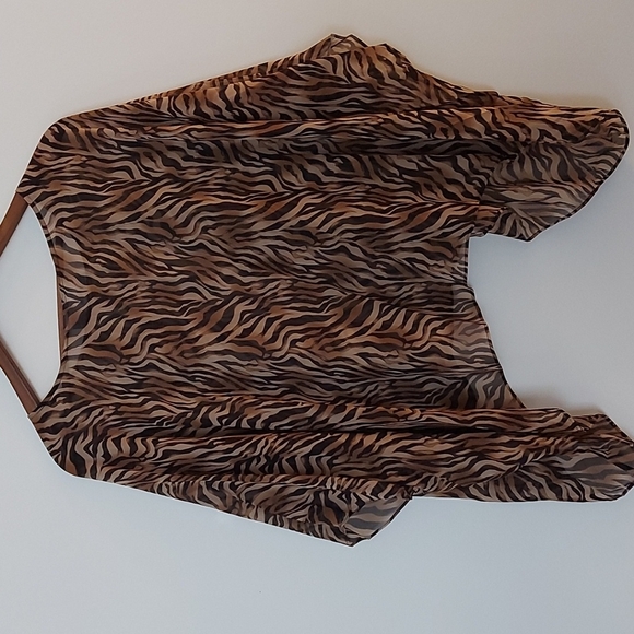 NWT Chico's 100% Silk Sheer Animal/Tiger Print Ponch Size M/L - Picture 2 of 4